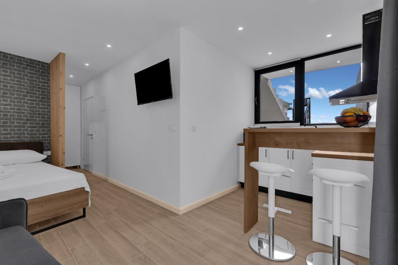 Apartments Lucky Brela Luaran gambar