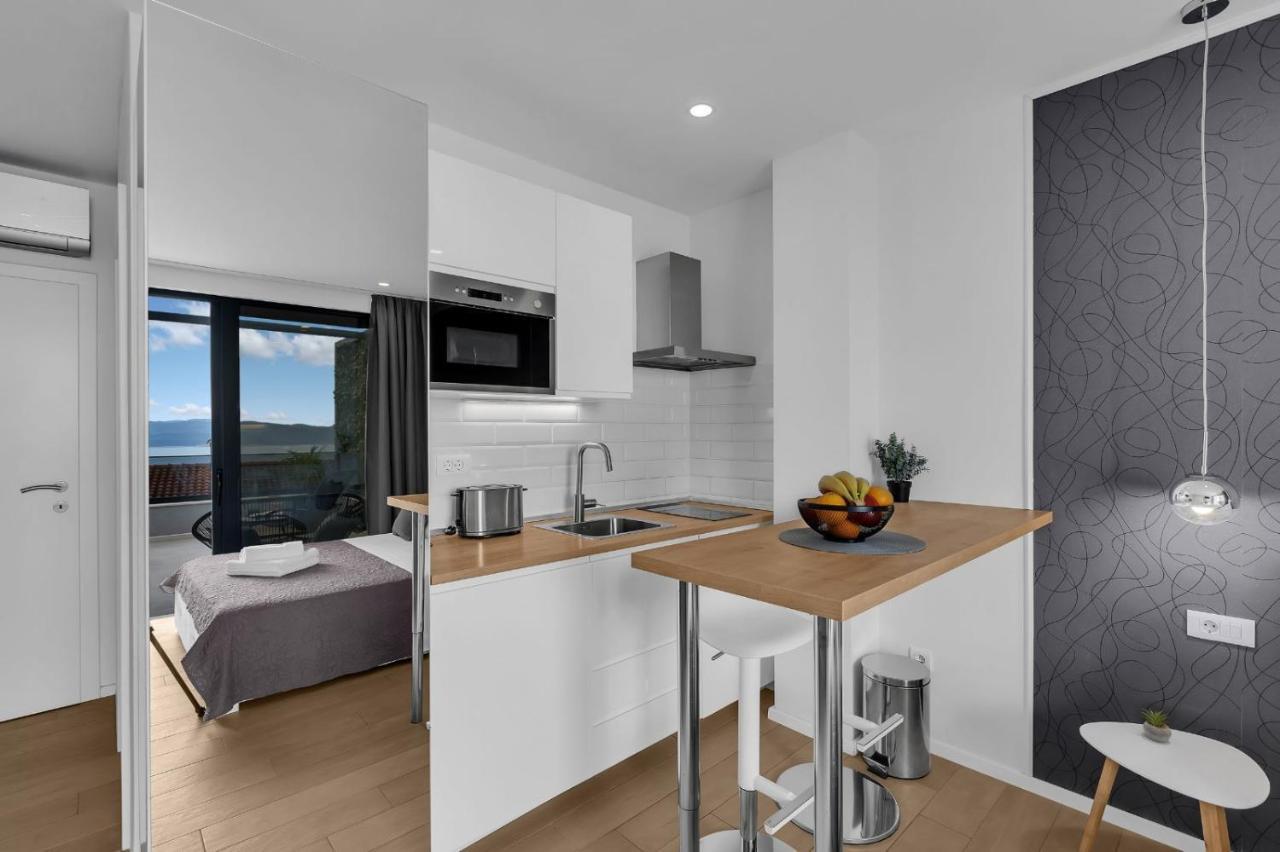 Apartments Lucky Brela Luaran gambar